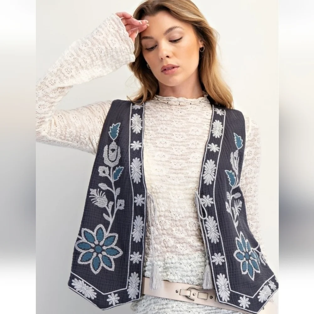 Easel Boho Embroidered Cotton Gauze Vest New